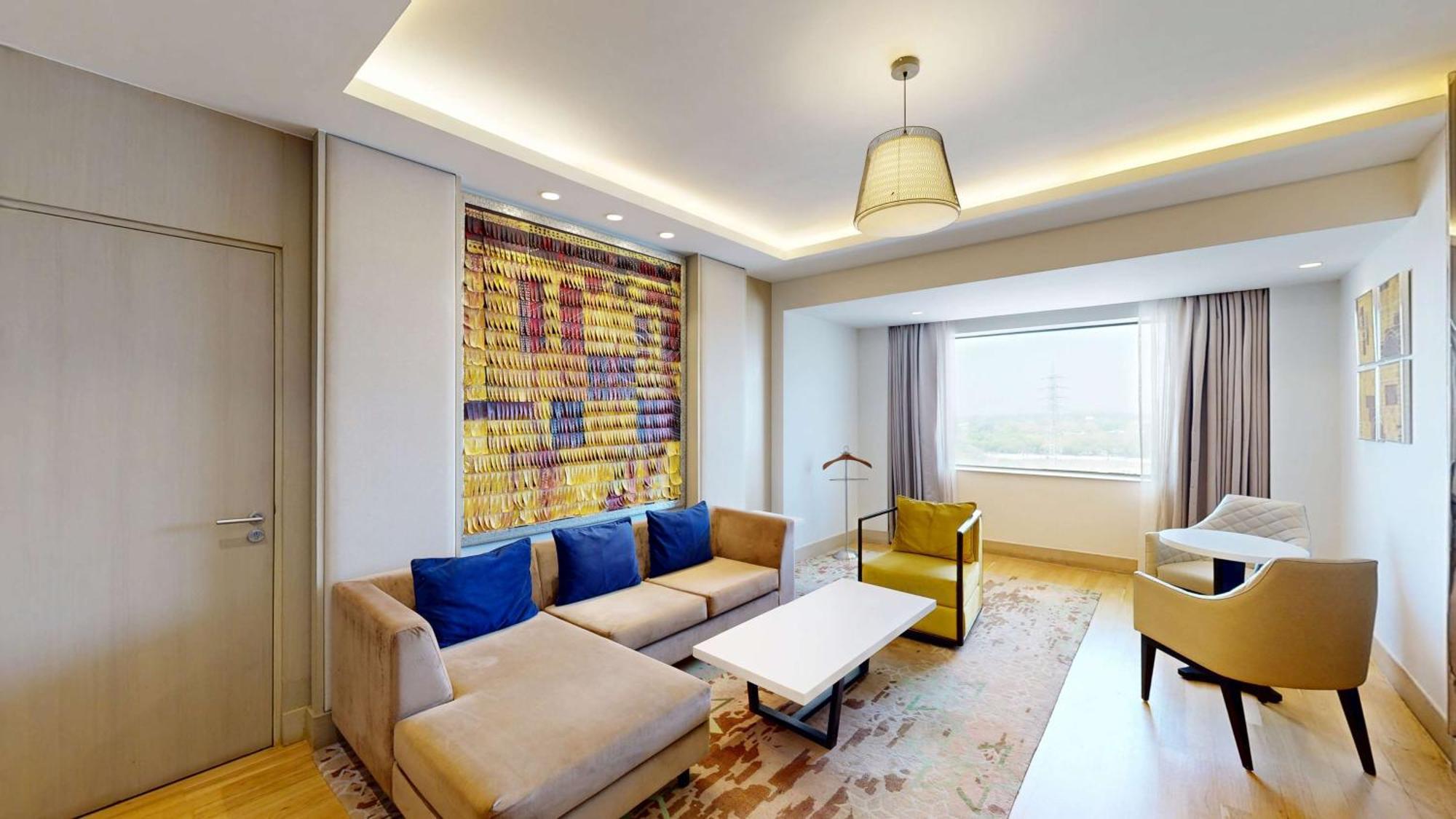 Radisson Gurugram Udyog Vihar Hotel Gurgaon Buitenkant foto