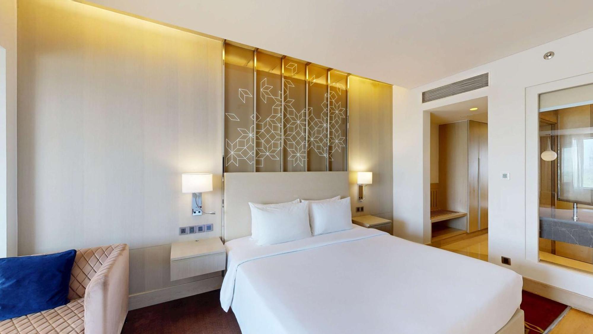 Radisson Gurugram Udyog Vihar Hotel Gurgaon Buitenkant foto
